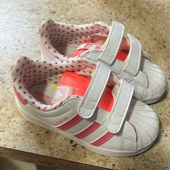 Adidas superstar - Picture 1 of 2